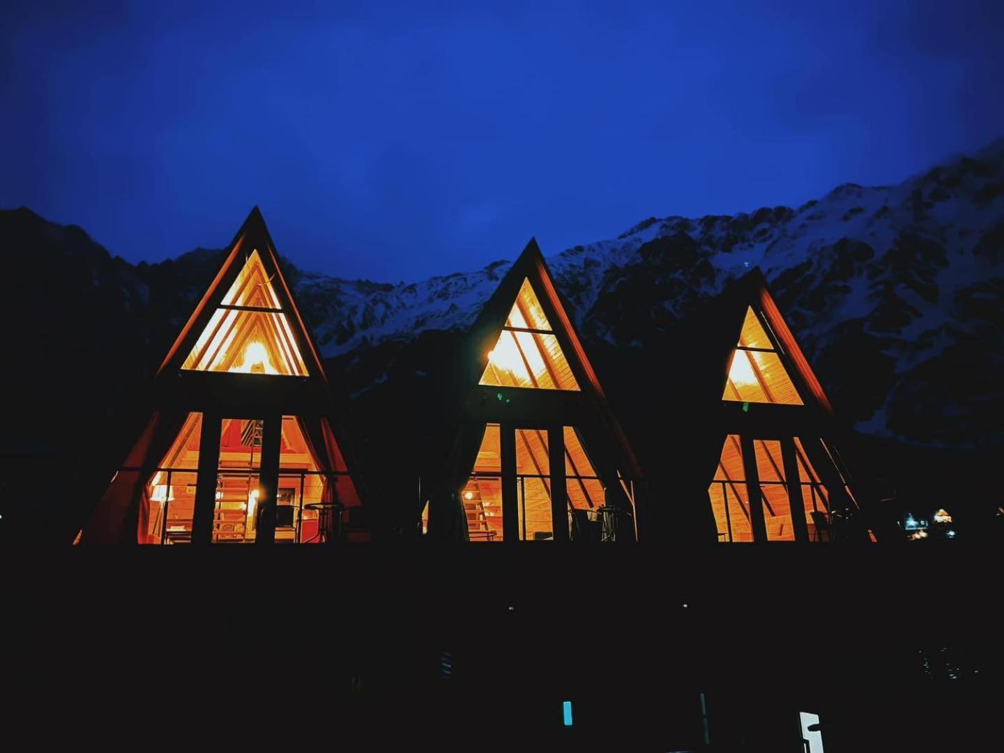 Pyramid Kazbegi Hotel Exterior photo