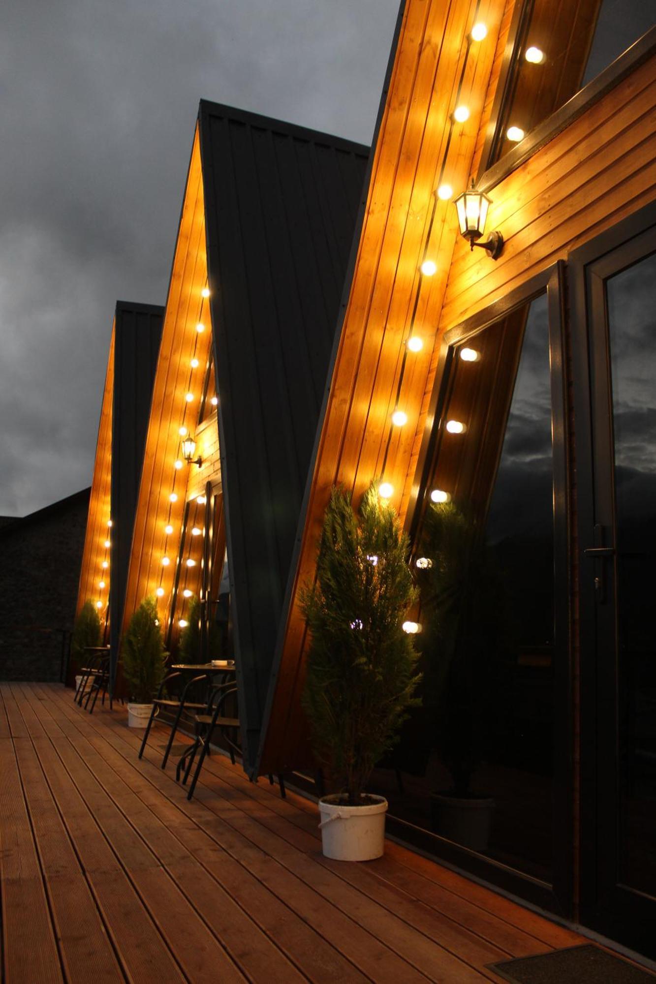 Pyramid Kazbegi Hotel Exterior photo